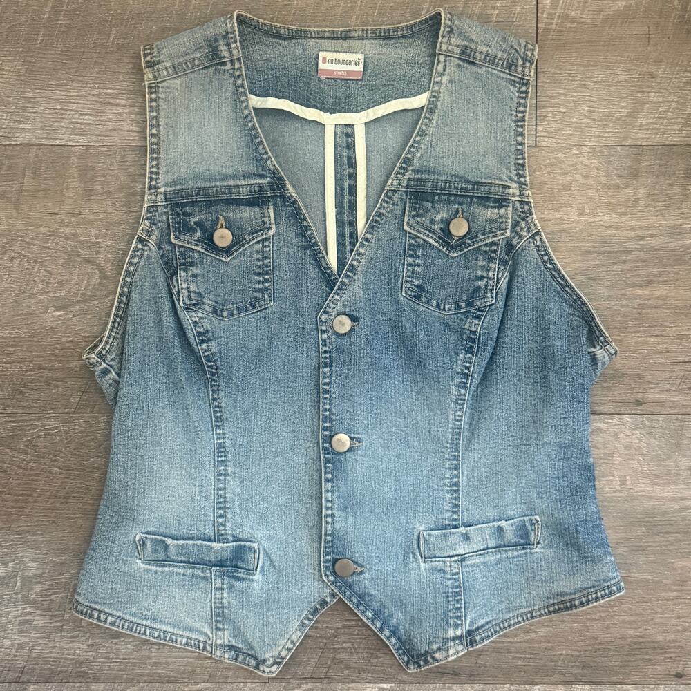 Y2K No Boundaries Stretch Denim Jean Light Wash Vest With Pockets Large